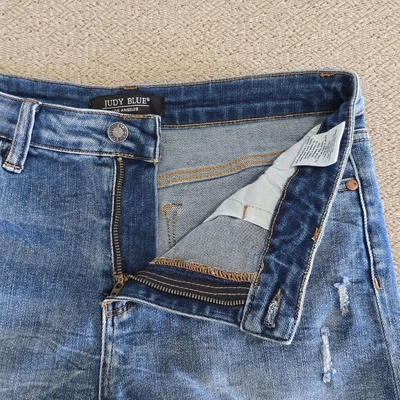 Judy Blue High Rise High Rise Cut Off Frayed Hem Denim Jean Shorts - Size Large - Picture 6 of 14